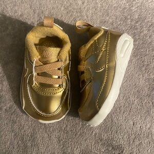 Nike Kids Gold Airmax